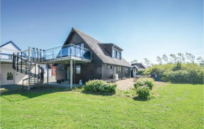 Nice Home In Vinderup With Wifi
